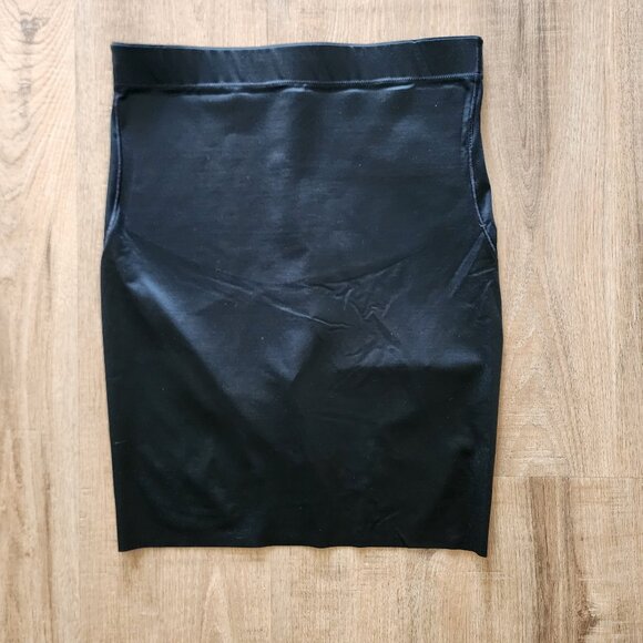 SPANX Shapewear SmartGrip Half Slip Skirt10179R Sculpting Black Size L - Picture 1 of 6